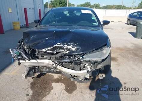 2015 Chrysler 200 Limited z USA, uszkodzony, nr VIN 1C3CCCAB1FN623827